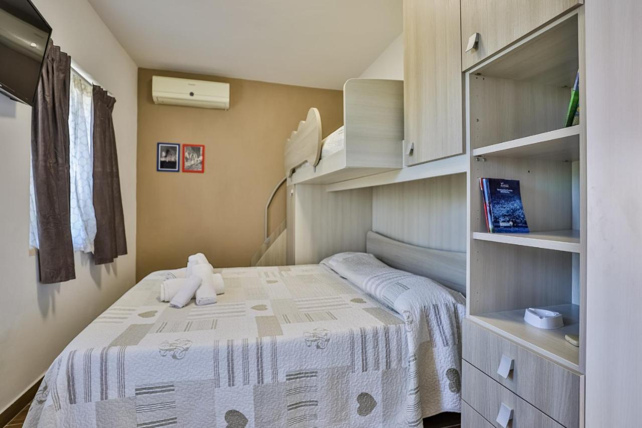 Il Pineto affittacamere Paestum Esterno foto
